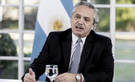 "Es imposible que nos podamos mover del último esfuerzo que hicimos", dijo Fernández sobre la deuda.