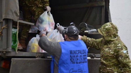 Paso de los Libres:  Por orden del Presidente Alberto Fernandez, el Ejército apoya a Tincho Ascúa en la distribución de alimentos.