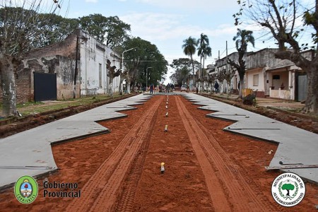 Alvear: Se inicio la pavimentacion en calle  Pellegrini, entre  Hermanos Gomez y Marcelino Acuña.
