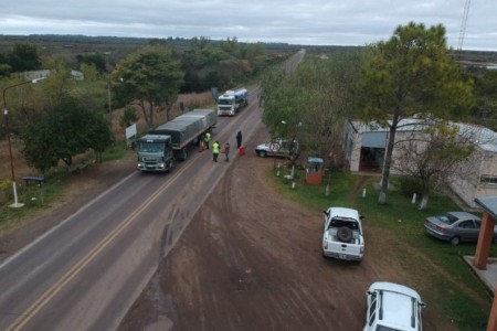 ESQUINA: Dos camioneros dieron positivo a su ingreso a la Provinia,uno es esquinense y el restante bellavistense.