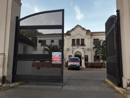 Corrientes: Hisoparon en 5 barrios tras casos confirmados en el hospital Llano.