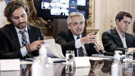 Cafiero: "Esperaremos a llegar al miércoles o jueves, y allí evaluar la situación".