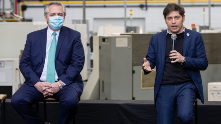 Kicillof: "No es que no sirva la industria nacional, sino que se necesitan las políticas adecuadas".