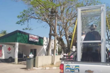 En San Roque el Ejército inicia reparto de alimentos.