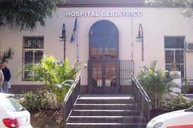 Hospital Geriátrico de Corrientes: confirman seis casos y continúan los hisopados.