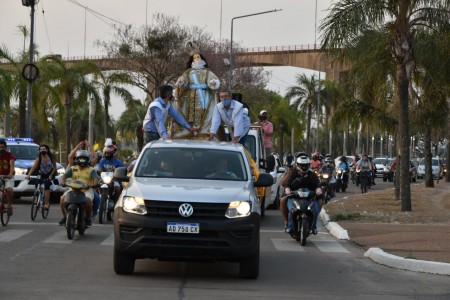 Corrientes: Imágen de la caravana en honor a la Virgen de la Merced.