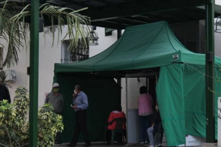 La atención seguirá hoy, lunes restringida en el Geriátrico de Corrientes.