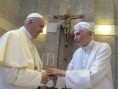 Vaticano:El estado de salud de Benedicto XVI, “extremadamente frágil”, según su biógrafo.