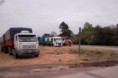 Transportistas molestos por esperar hace tres días para las descargas.