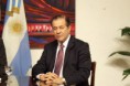 El Gobernador Valdés removió del cargo de consejero al ex legislador acusado de abuso sexual.